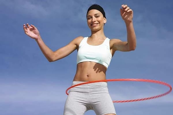 Bài tập lắc vòng giảm mỡ bụng hiệu quả tại nhà cho người mới bắt đầu