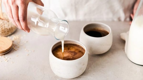 Cách Pha Cà Phê Sữa Giảm Cân Thơm Ngon, Ít Calo Và Dễ Thực Hiện